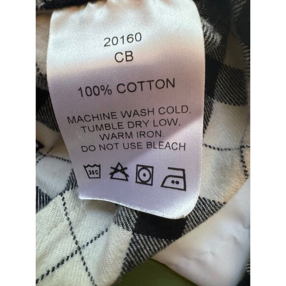 Filson‎ Alaskan Guide Heavy Flannel Shirt Top Cream & Black Plaid Women's small - Picture 7 of 8